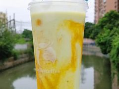 牛油果很芒-瑞幸咖啡(星河WORLDCOCOPark店)