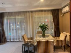 -西港航空酒店(银川南门广场机场巴士店)