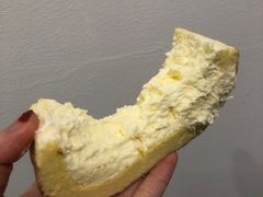 -红宝石·鲜奶小方·海派西点房(南丹店)