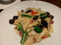 -山里亲戚(淞虹路店)