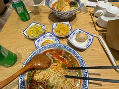-舌尖尖·兰州牛肉面(浦东机场店)