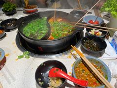 -钢管厂五区小郡肝串串香火锅(梅川路店)