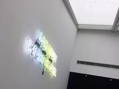 -UNI UNI(环亚凯瑟琳店)