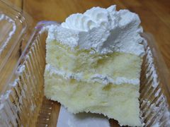 -红宝石·鲜奶小方·海派西点房(控江店)