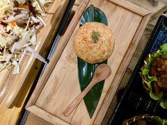 -湊湊火锅·茶憩(杭州湖滨银泰in77店)