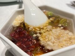-江城小馆陕南妈妈菜·全球旅行餐厅(钟楼店)