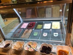 -大中华希尔顿酒店-念自助餐·嗨啤·小龙虾