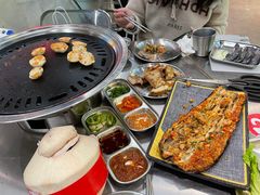 -灶边炉台·东北融合烤肉(南山店)
