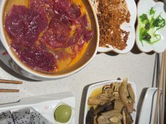-海底捞火锅鲜切牛肉主题店(长寿路店)