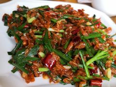 -临江餐馆二楼美食部落