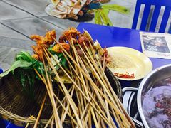 -马路边边·成都串串(翠柏路店)