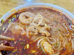 帽结子肥肠粉-白家高记肥肠粉(总店)
