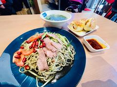 -韩海丽特色美食(秀州路店)