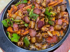 铁板辣肥肠-故乡明太鱼屋(航北路店)