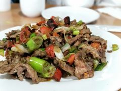 -巍山𤆵肉饵丝