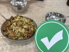 -老头爱马仕酸豇豆炒饭(丰富路店)