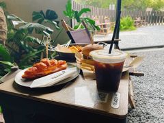 -J Create城市露营咖啡·简餐·宠物(上海动物园店)