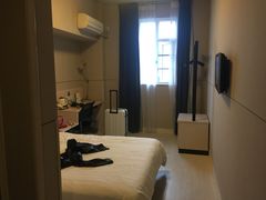 -窝趣公寓(广州永福黄花岗地铁站店)