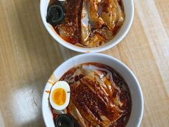 -何老二卤汁凉粉