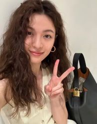-十六番发型师事务所
