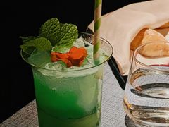 -弦月窗LUNETTE BY AMANDA(复兴路店)