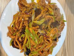 鱼香肉丝-方城小吃店