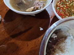 -汤锅大王(新平曹苏黄牛汤锅有限公司)