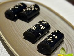 黑芝麻卷-太湖饭店·寄畅轩中餐厅