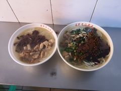 -文山荷鲜居(翠湖店)