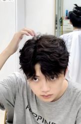 -藤野造型烫发染发