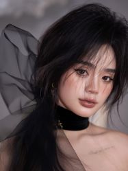 -艾米丽婚纱礼服