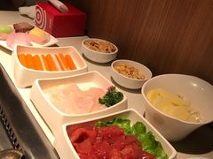 -海底捞火锅鲜切牛肉主题店(长寿路店)