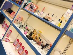 -妤香手工DIY香水调香室·团建·私人订制(欧亚新生活店)