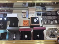 -六六奢品·vintage中古·回收二手奢侈品包包手表首饰(环球港店)