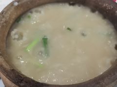 -长城砂煲田鸡粥