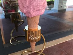 -VENCHI 闻绮(上海佛罗伦萨小镇店)