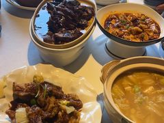 -八府香鸭·啫啫煲(华山路店)