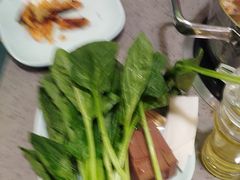 -金滏山烤肉·海鲜·火锅自助餐厅(襄阳万达店)