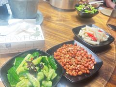 -巴厘龙虾·榜首油焖大虾(音乐学院·沿江酒馆店)