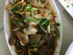 -覃记海鲜美食餐厅