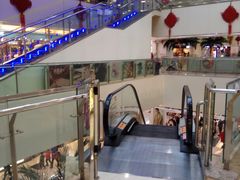 -鸿通城购物中心