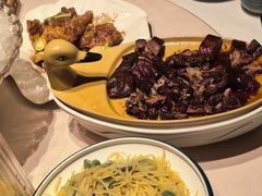 -八府香鸭·啫啫煲(华山路店)