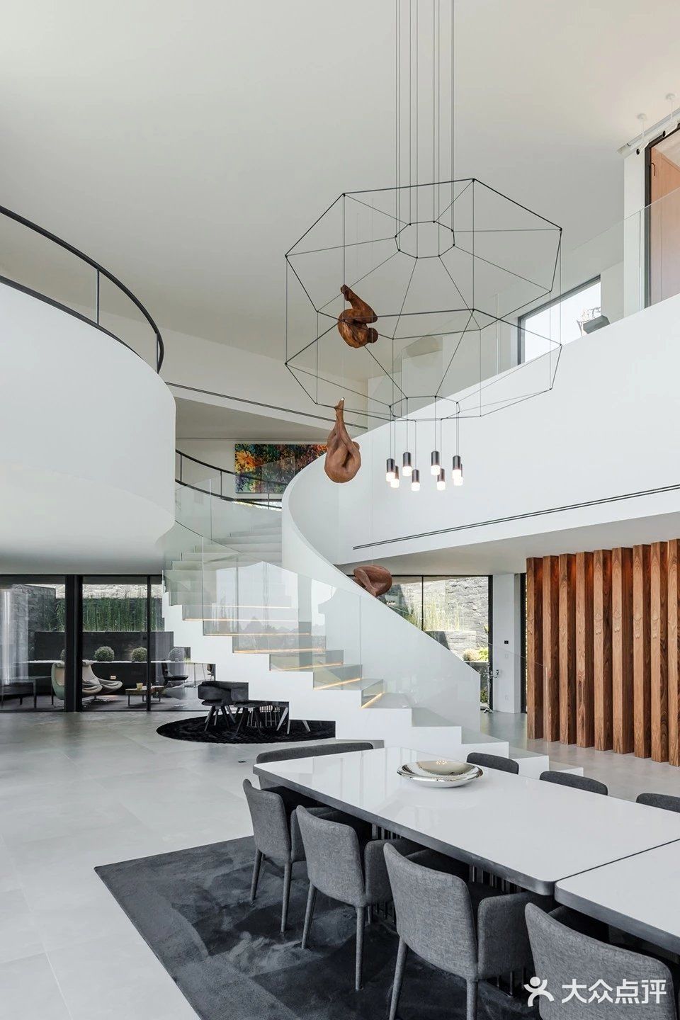 这才是有设计感的别墅，豪而不土！