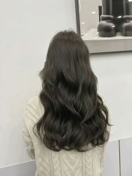 -苏豪美发S A L O N烫发染发