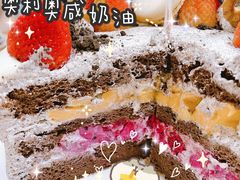 -山与蓝·轻糖鲜果蛋糕(勒泰店)