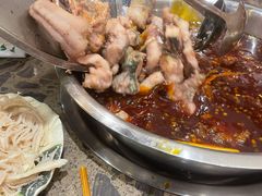 梭边鱼-肖肖酸萝卜鱼火锅(总店)
