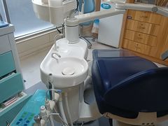 -上海仁爱医院口腔科 · 种植