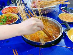 牛油锅底-马路边边串串香(苗栗路店)