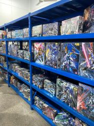 -逝水玩具折扣店