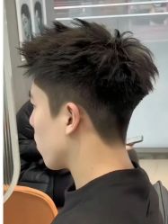 -绅仕門男士理发馆